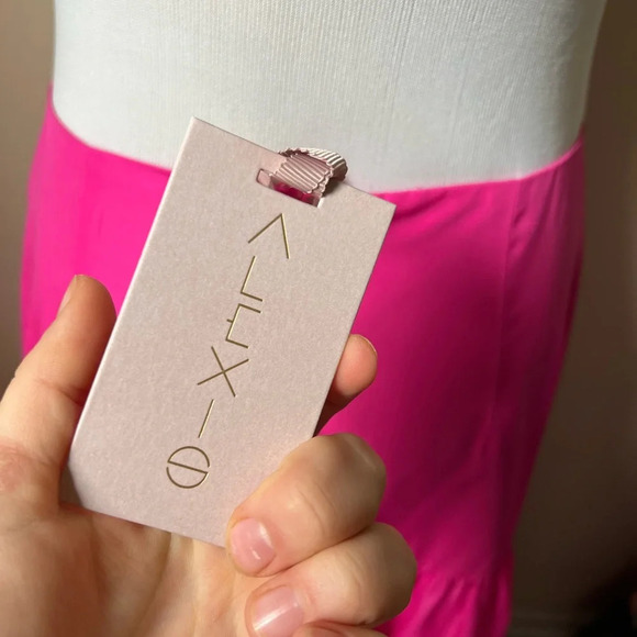 NWT Alexis Leya Skirt, size medium - Picture 4 of 7